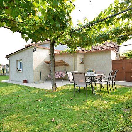 Galihost - Casa Con Jardin En Pontevedra Villa Kültér fotó